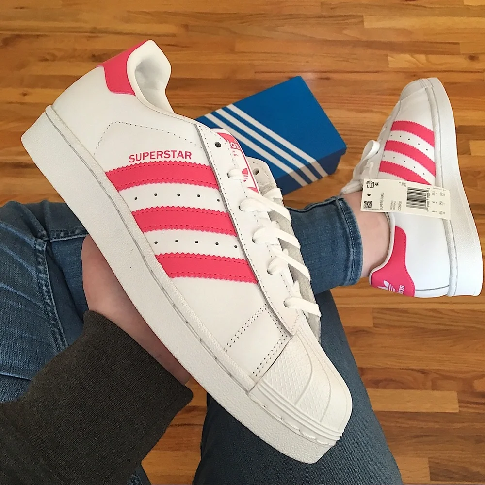 Adidas Superstar Women’s Sneakers - Picture 1 of 8
